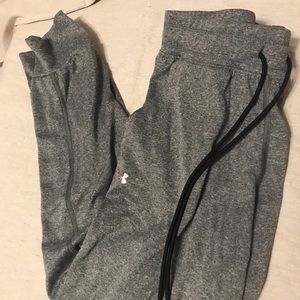 Under Armor loose fit joggers grey size xs